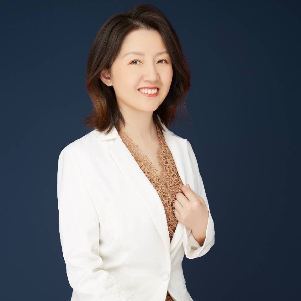 窦双拾 齐白雅口腔 副主任医师 三代牙医传承 浦东周浦